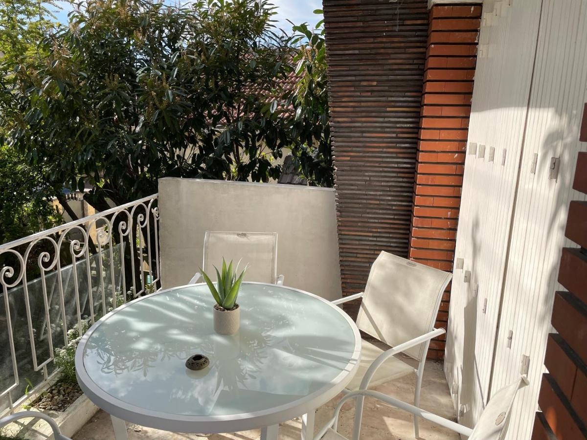 Joli T2, Terrasse Et Jardin, Ideal Pour Familles, A 15 Min De L'Aeroport Roissy Cdg Tremblay-en-France Buitenkant foto
